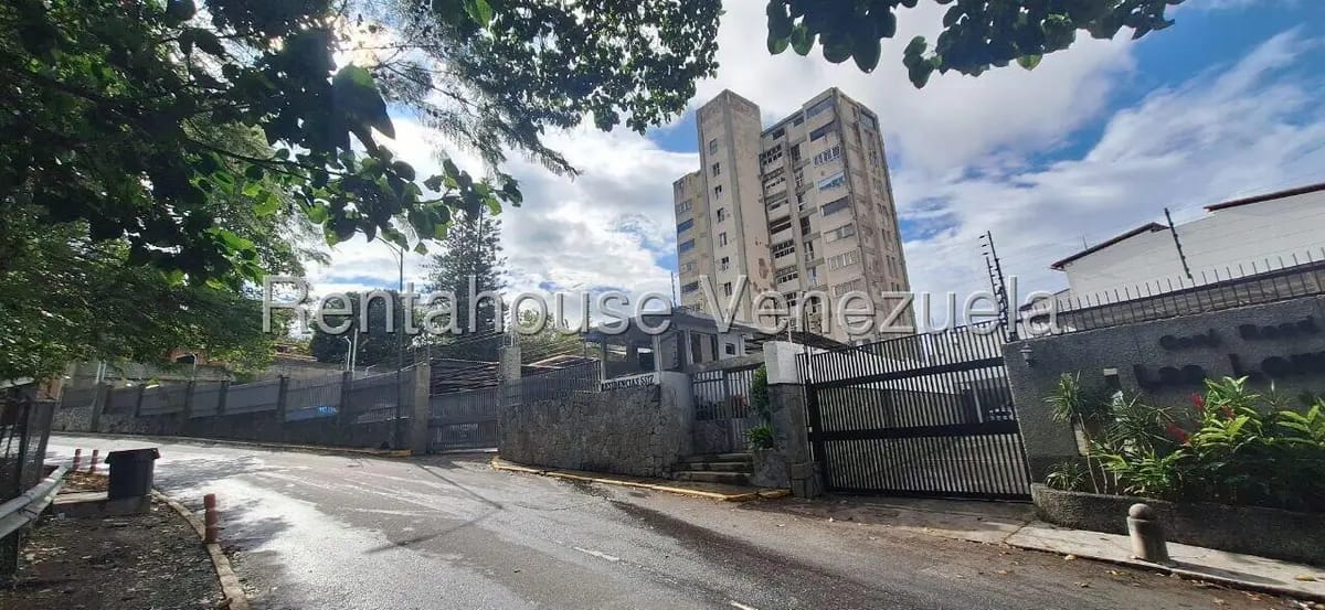 Apartamento (1 Nivel) en Venta en Colinas de Bello Monte, Distrito Metropolitano - 32