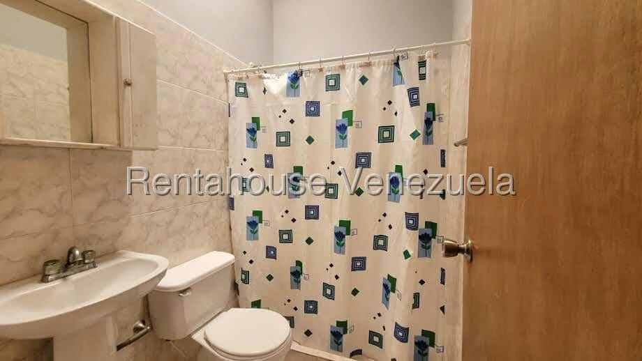 Casa (1 Nivel) en Venta en Roca Nostra, Lara - 25