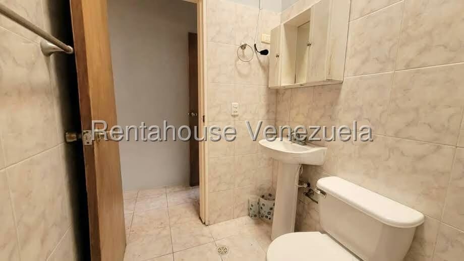 Casa (1 Nivel) en Venta en Roca Nostra, Lara - 26