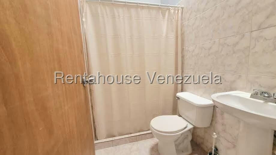 Casa (1 Nivel) en Venta en Roca Nostra, Lara - 31