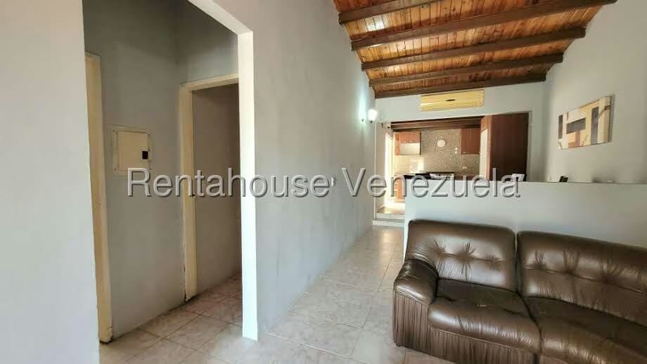 Casa (1 Nivel) en Venta en Roca Nostra, Lara - 5