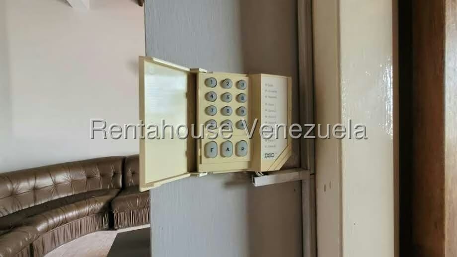 Casa (1 Nivel) en Venta en Roca Nostra, Lara - 8