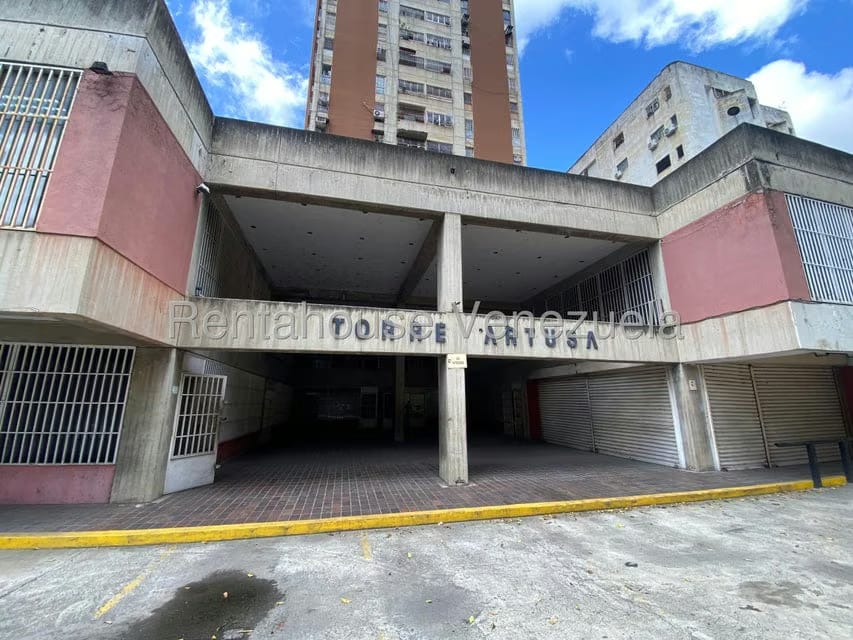 Comercial (Local Comercial) en Venta en El Paraiso, Distrito Metropolitano - 2