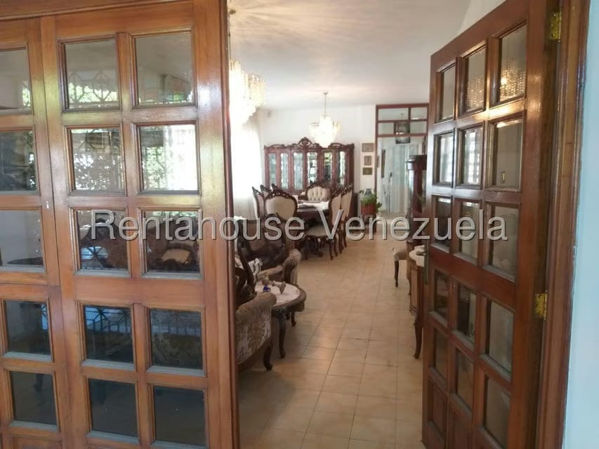 Casa (Multipes Niveles) en Venta en Los Palos Grandes, Distrito Metropolitano - 5
