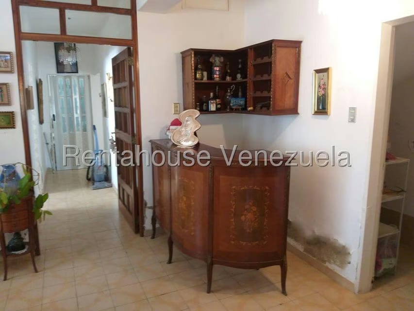 Casa (Multipes Niveles) en Venta en Los Palos Grandes, Distrito Metropolitano - 9