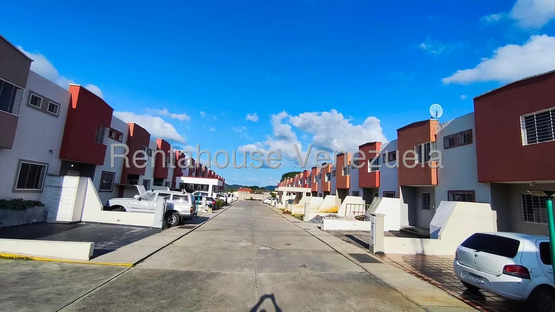Casa (Duplex) en Venta en La Piedad Norte, Lara - 2