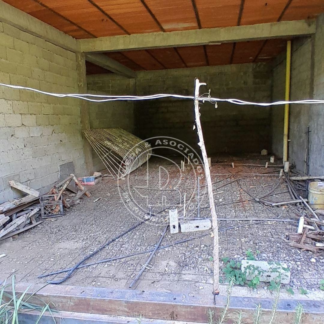 Terreno en Venta con Locales Comerciales - Los Higuerones - Ejido - Mérida Estado Mérida - 10