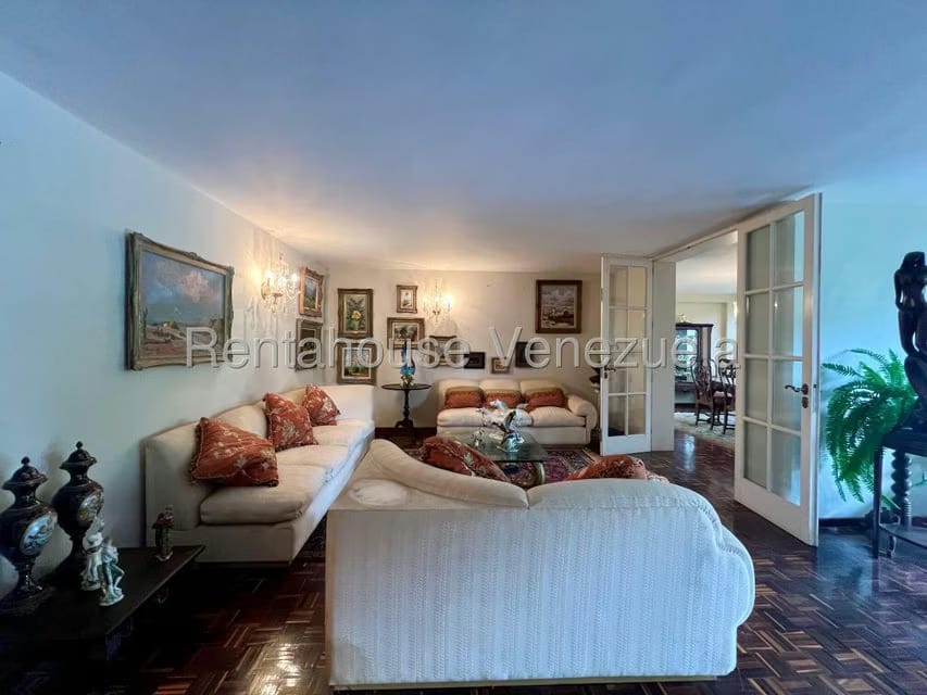 Apartamento (1 Nivel) en Venta en Las Esmeraldas, Distrito Metropolitano - 12