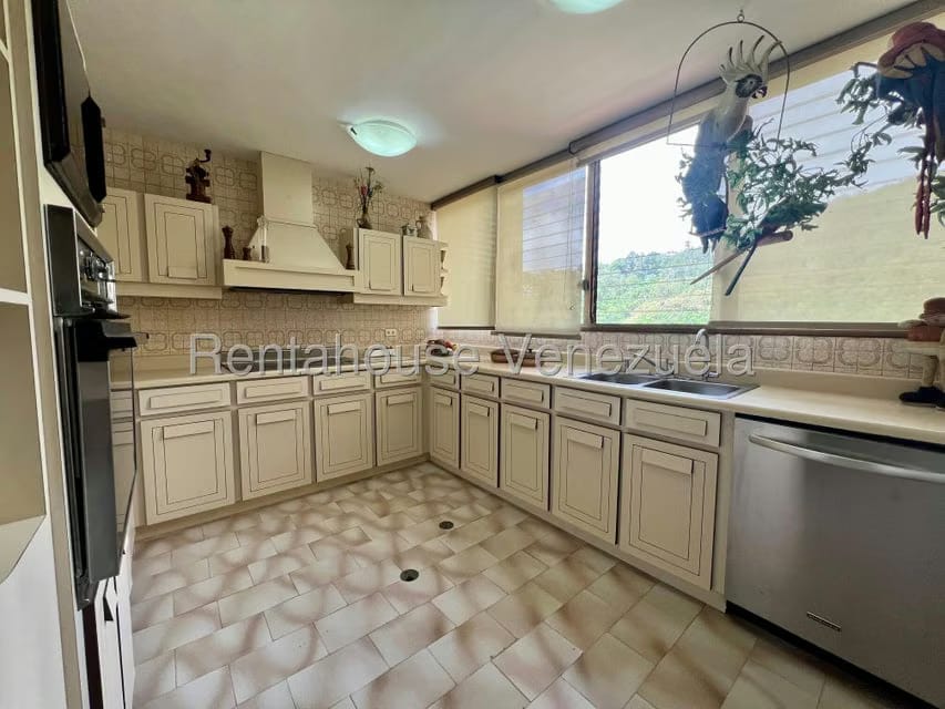 Apartamento (1 Nivel) en Venta en Las Esmeraldas, Distrito Metropolitano - 19