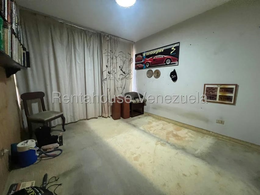 Apartamento (1 Nivel) en Venta en Las Esmeraldas, Distrito Metropolitano - 26