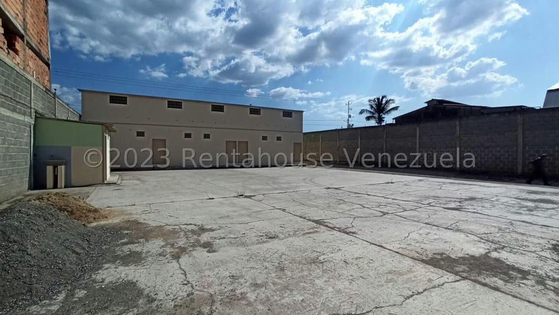 Comercial (Galpon - Deposito) en Venta en Parroquia Juan de Villegas, Lara - 14