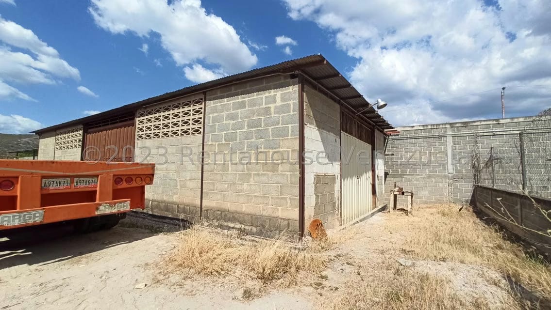 Comercial (Galpon - Deposito) en Venta en Parroquia Juan de Villegas, Lara - 32