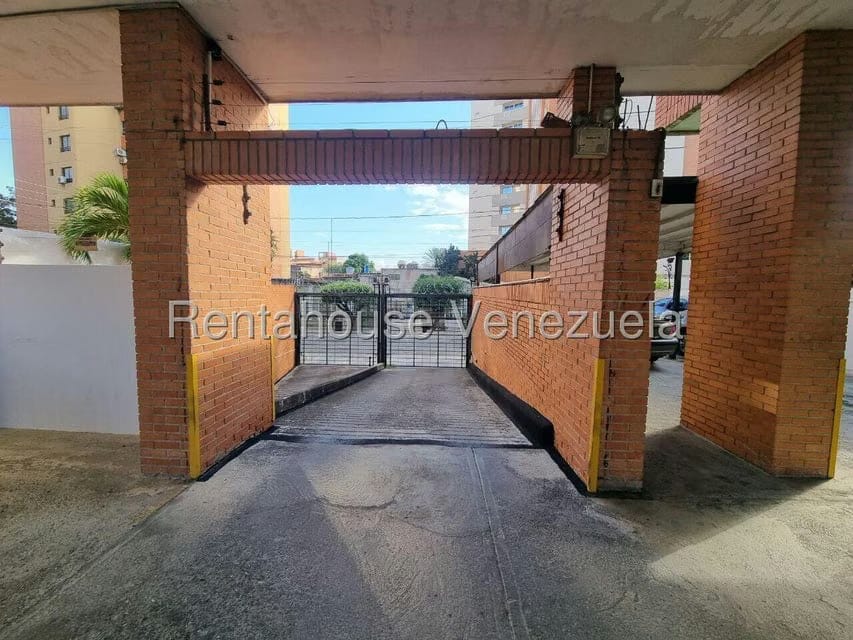 Apartamento (1 Nivel) en Venta en Parroquia Catedral, Lara - 60
