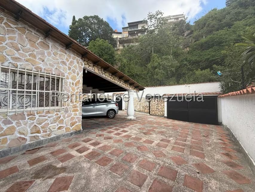 Casa (Multipes Niveles) en Venta en Colinas de Santa Monica, Distrito Metropolitano - 33