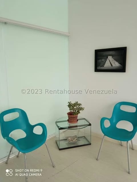 Comercial (Oficina) en Alquiler en Lomas de La Lagunita, Distrito Metropolitano - 5
