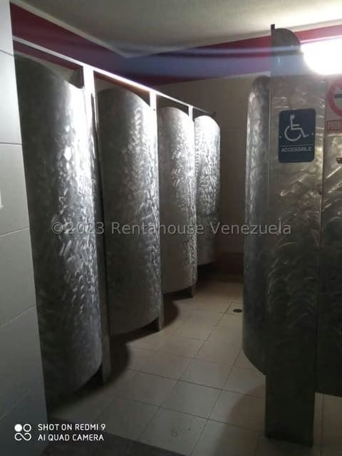 Comercial (Oficina) en Alquiler en Lomas de La Lagunita, Distrito Metropolitano - 9