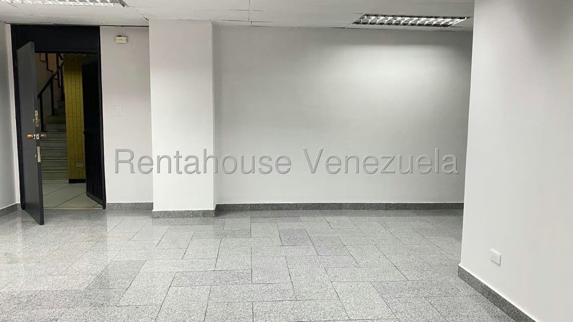 Comercial (Oficina) en Alquiler en Colinas de Bello Monte, Distrito Metropolitano - 11