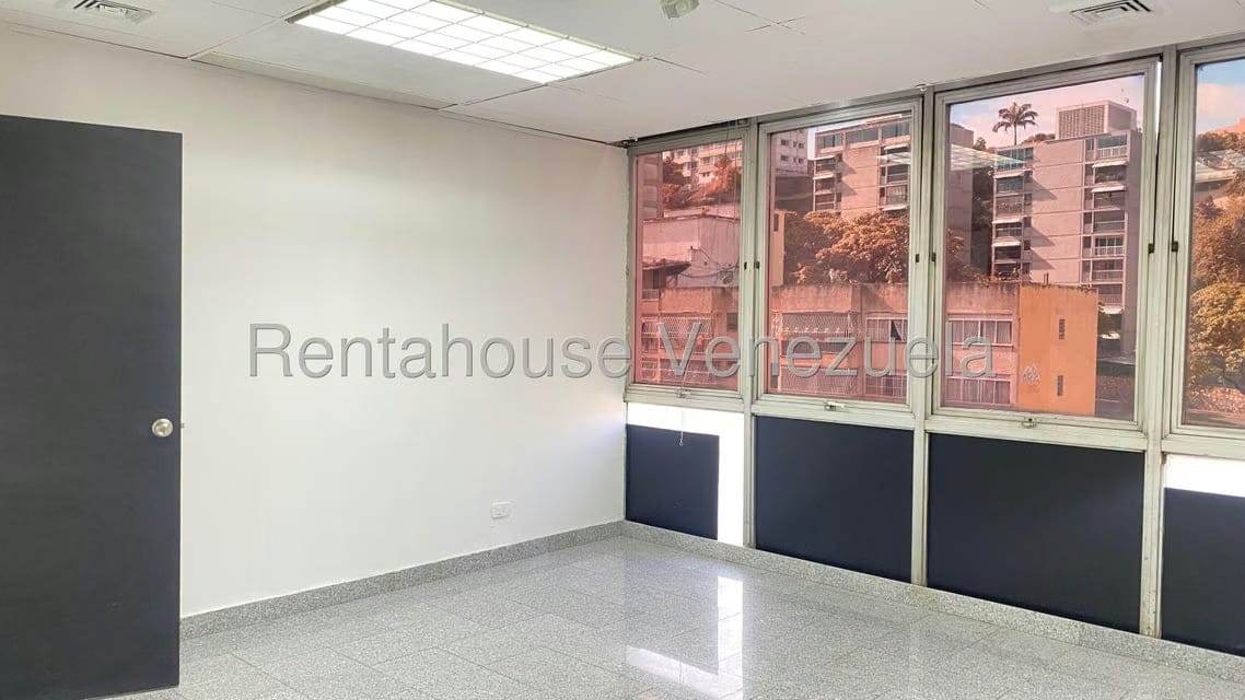 Comercial (Oficina) en Alquiler en Colinas de Bello Monte, Distrito Metropolitano - 7