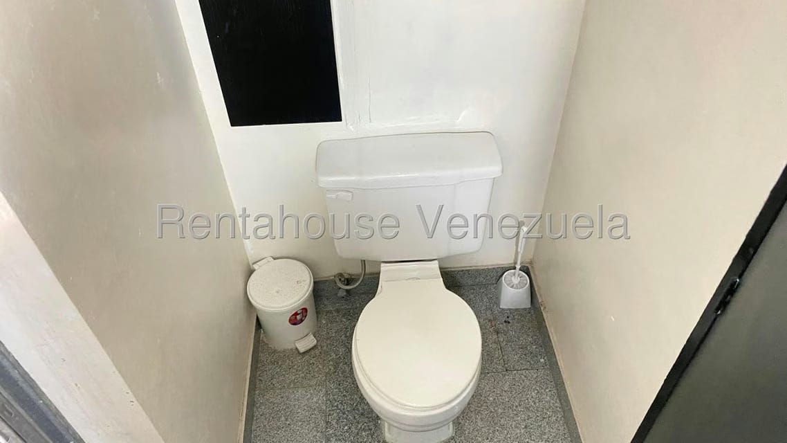 Comercial (Oficina) en Alquiler en Colinas de Bello Monte, Distrito Metropolitano - 10