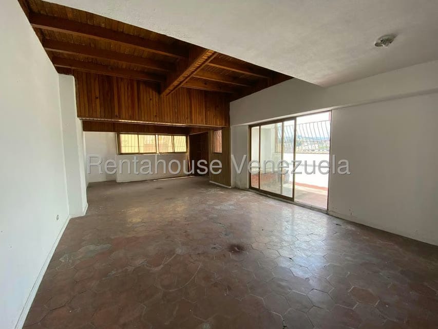 Apartamento (Duplex) en Venta en Los Nuevos Teques, Miranda - 2
