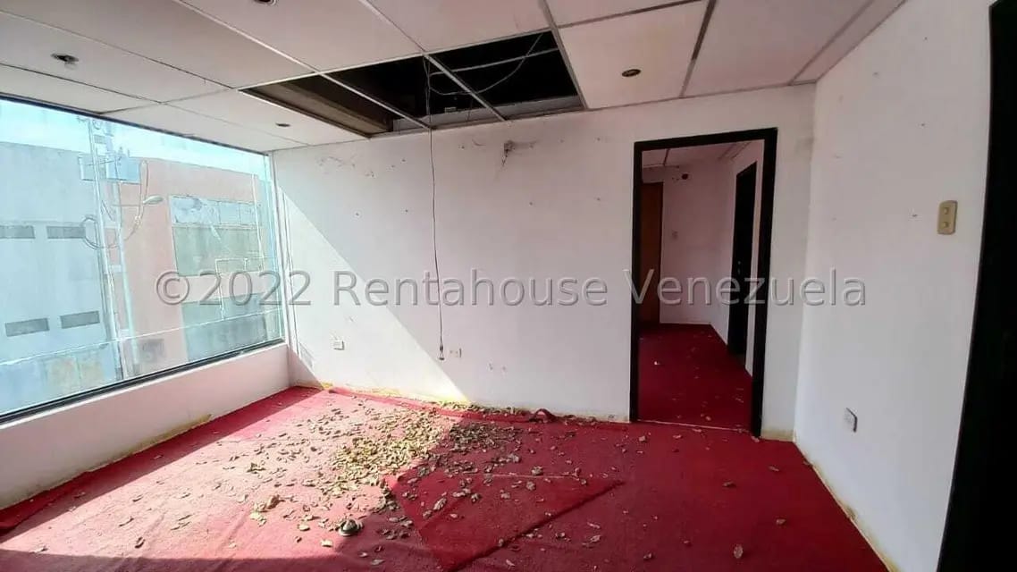 Comercial (Galpon - Deposito) en Alquiler en Centro, Portuguesa - 23