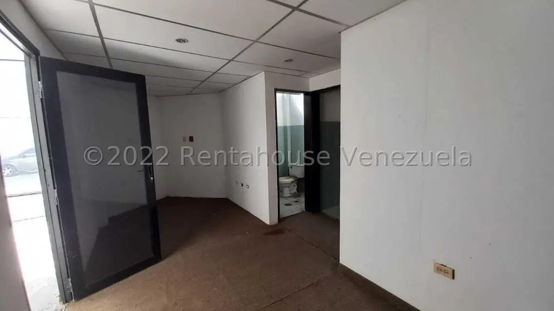 Comercial (Galpon - Deposito) en Alquiler en Centro, Portuguesa - 9