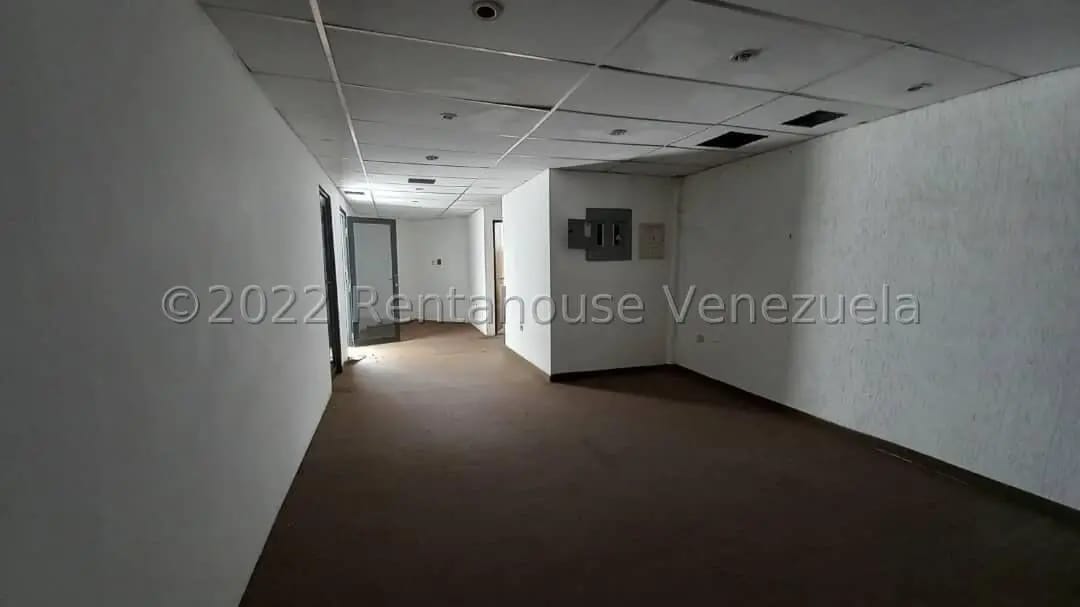 Comercial (Galpon - Deposito) en Alquiler en Centro, Portuguesa - 10
