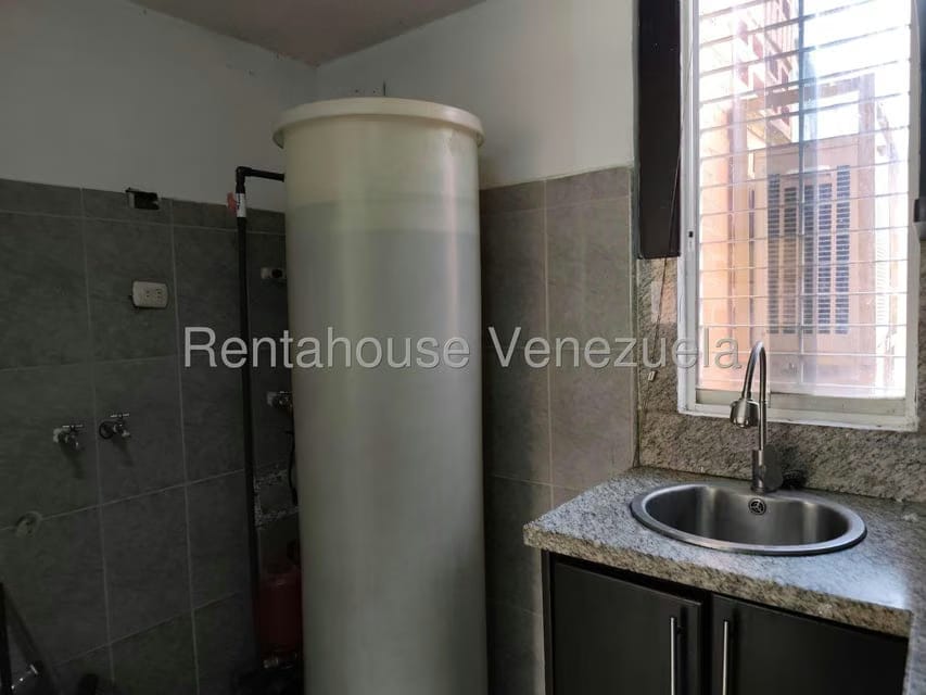 Apartamento (1 Nivel) en Alquiler en El Tulipan, Carabobo - 14