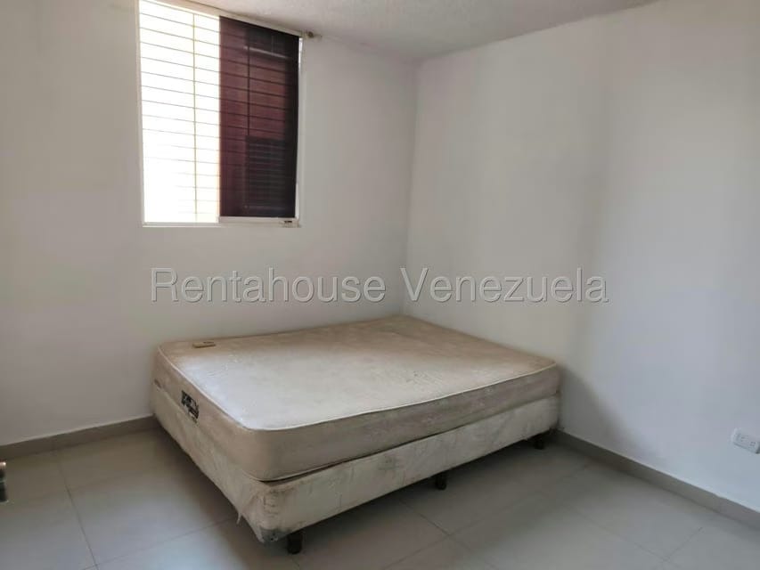 Apartamento (1 Nivel) en Alquiler en El Tulipan, Carabobo - 21