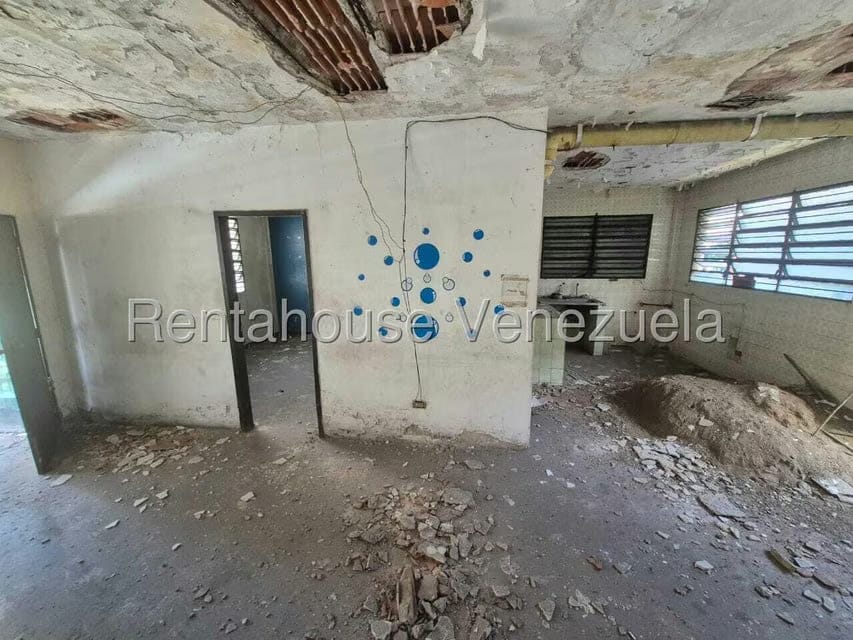 Comercial (Local Comercial) en Venta en Jose A Paez, Vargas - 15