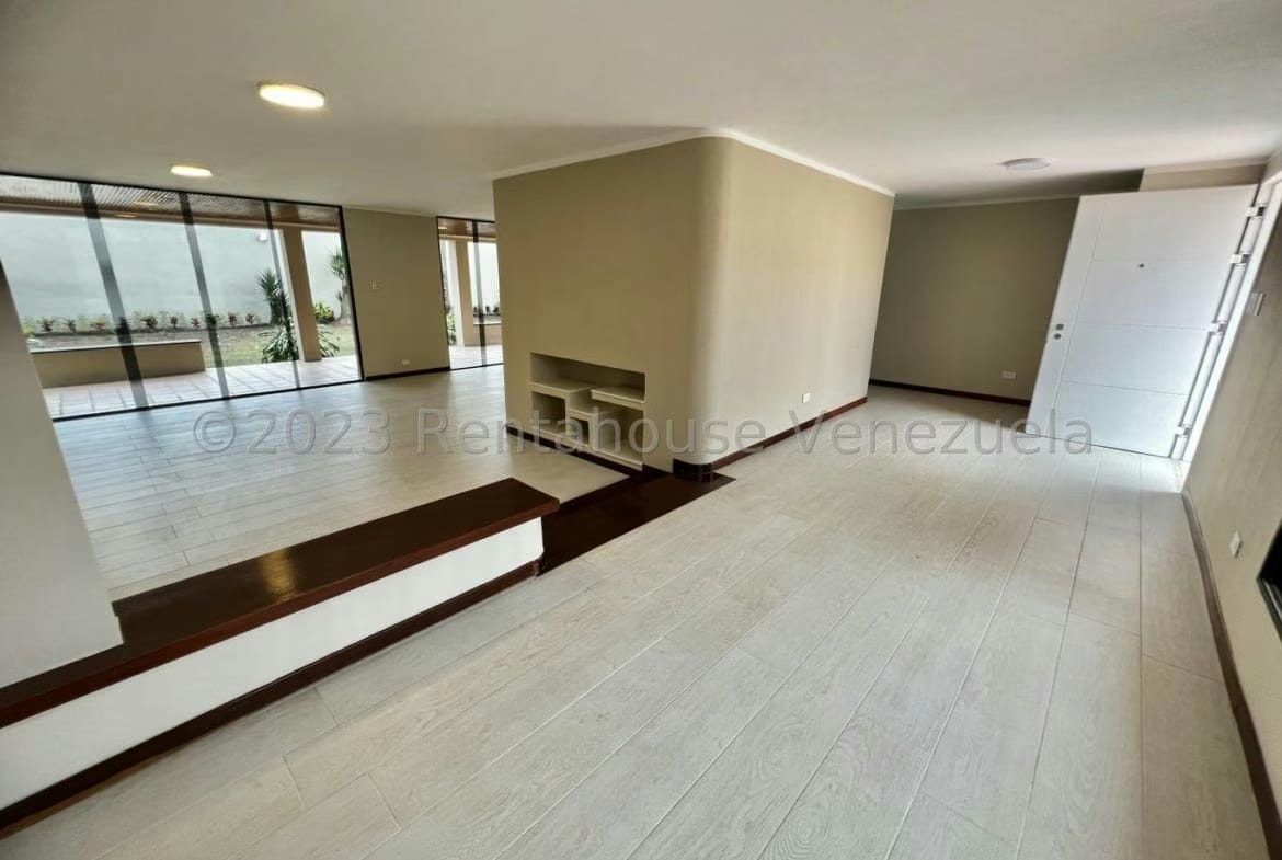 CASA EN VENTA-SELENE MARIN NOBREGA- MLS#23-22959 - 2