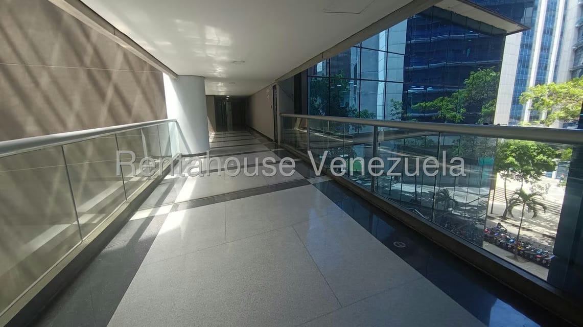 Comercial (Oficina) en Alquiler en El Rosal, Distrito Metropolitano