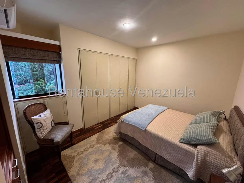 Apartamento (Duplex) en Alquiler en Colinas de Valle Arriba, Distrito Metropolitano - 15