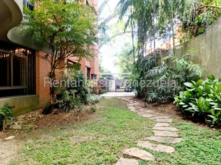Apartamento (Planta Baja) en Venta en Altamira, Distrito Metropolitano - 9
