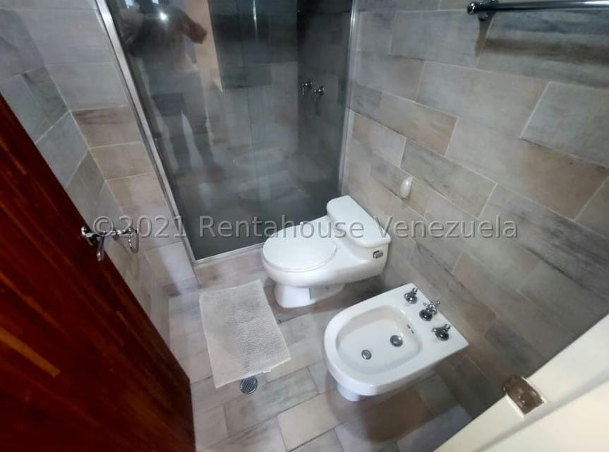 Apartamento (Multiples Niveles) en Venta en Campo Alegre, Distrito Metropolitano - 18