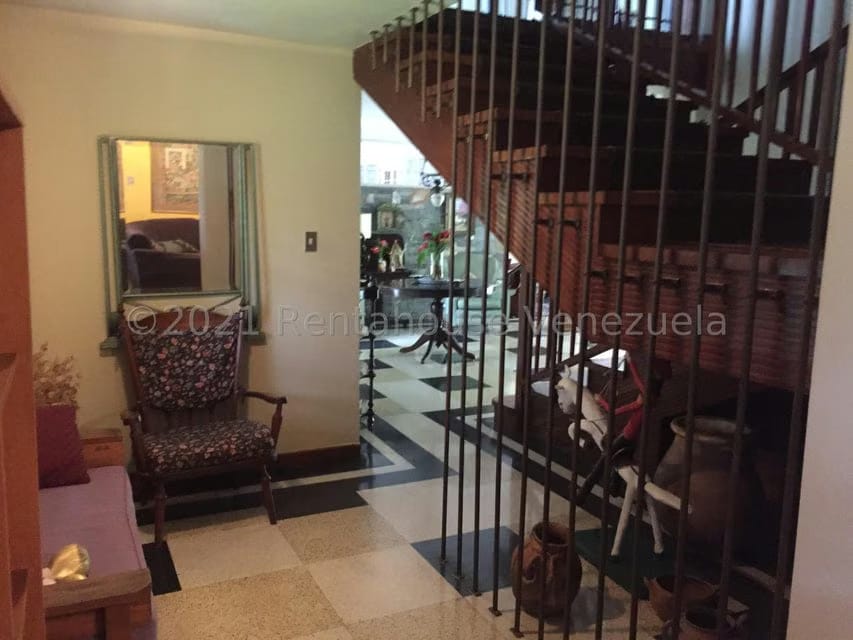 Casa (Contemporaneo) en Venta en Prados del Este, Distrito Metropolitano - 15