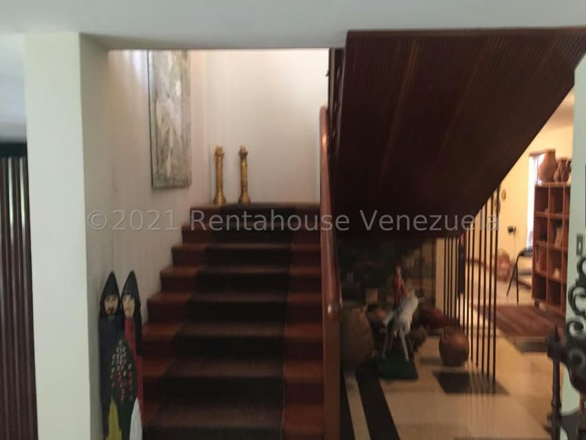 Casa (Contemporaneo) en Venta en Prados del Este, Distrito Metropolitano - 19
