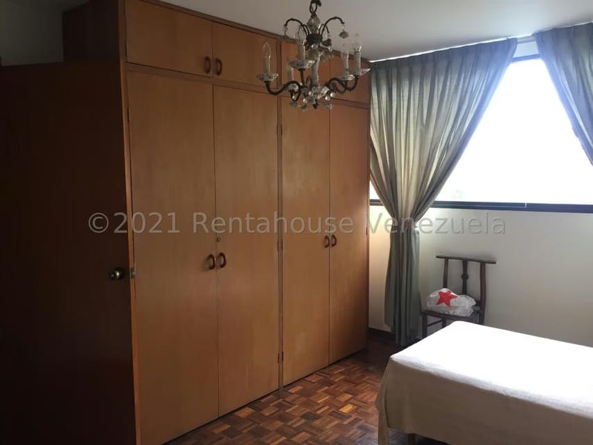 Casa (Contemporaneo) en Venta en Prados del Este, Distrito Metropolitano - 27