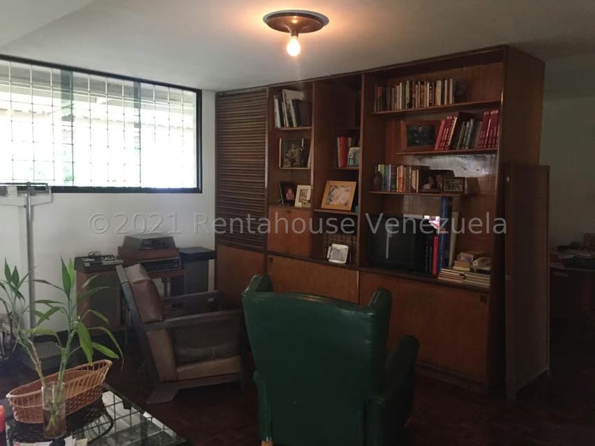 Casa (Contemporaneo) en Venta en Prados del Este, Distrito Metropolitano - 30