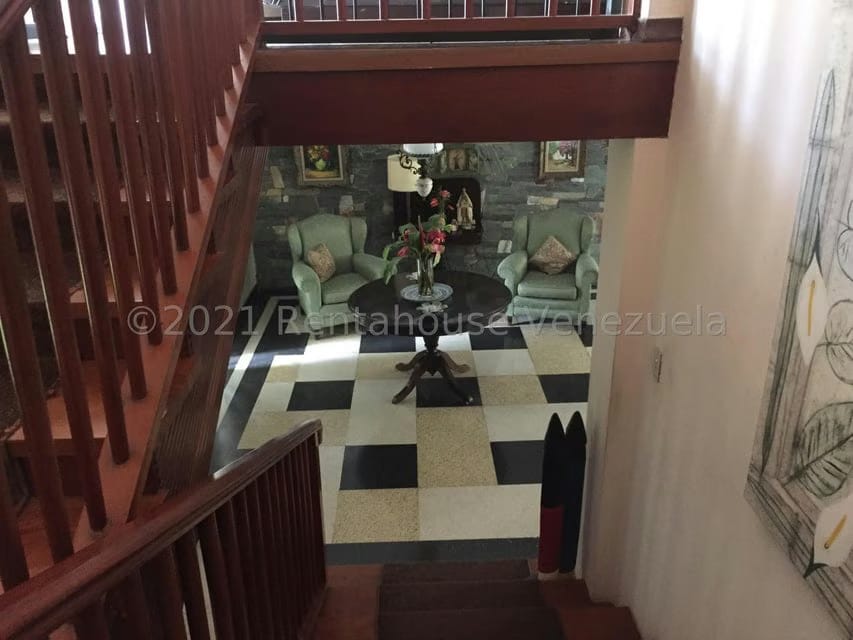 Casa (Contemporaneo) en Venta en Prados del Este, Distrito Metropolitano - 31