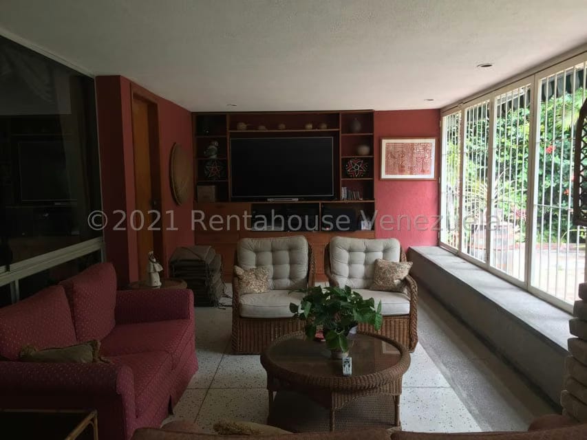 Casa (Contemporaneo) en Venta en Prados del Este, Distrito Metropolitano - 5
