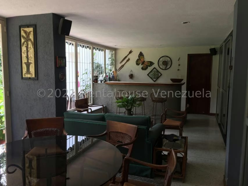 Casa (Contemporaneo) en Venta en Prados del Este, Distrito Metropolitano - 6