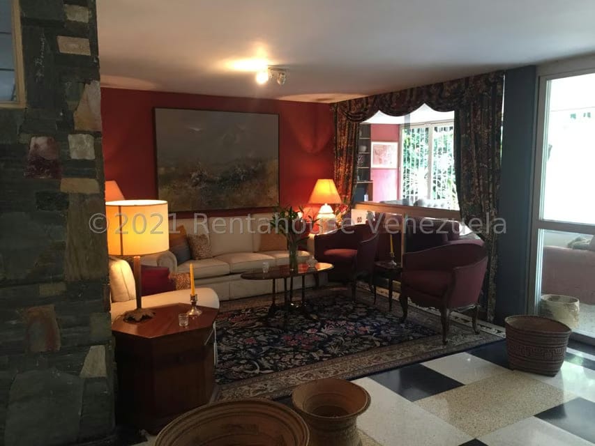 Casa (Contemporaneo) en Venta en Prados del Este, Distrito Metropolitano - 7