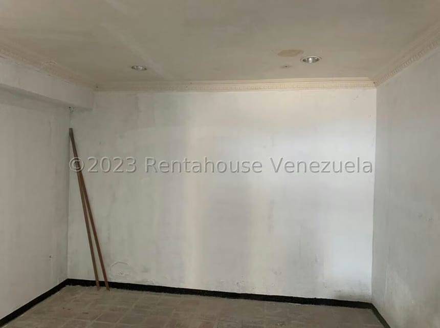 Comercial (Local Comercial) en Alquiler en Los Pinos, Lara - 10