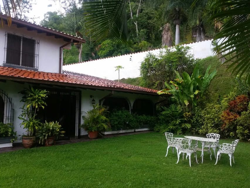 Casa (Duplex) en Venta en El Hatillo, Distrito Metropolitano - 2