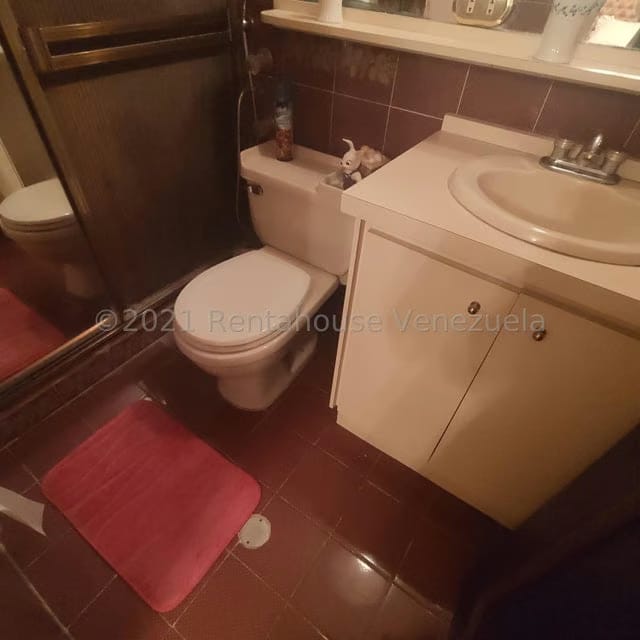 Casa (Duplex) en Venta en El Hatillo, Distrito Metropolitano - 35