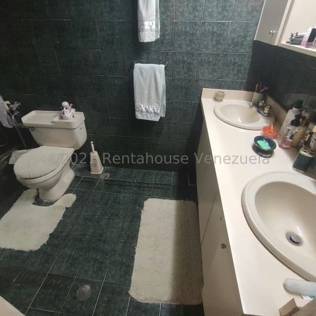 Casa (Duplex) en Venta en El Hatillo, Distrito Metropolitano - 38