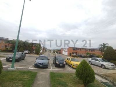 Casa 2 Nivel en Venta Res. Terrazas Buenaventura - Guatire - 3