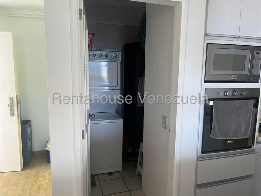 Apartamento (1 Nivel) en Venta en Agua Sal, Miranda - 13