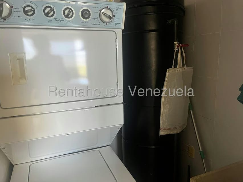 Apartamento (1 Nivel) en Venta en Agua Sal, Miranda - 14